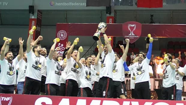 Hentbol Cumhurbaşkanlığı Kupası'nın sahibi Beşiktaş oldu!