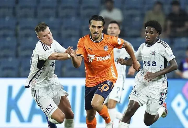 Başakşehir ile Kasımpaşa, puanları paylaştı