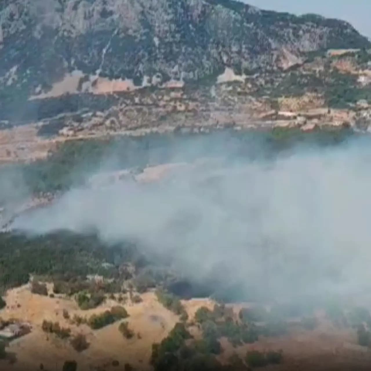 Kaş'ta orman yangını
