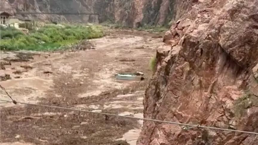 ABD'de Büyük Kanyon'daki selin ardından 20'den fazla kişiden haber alınamıyor