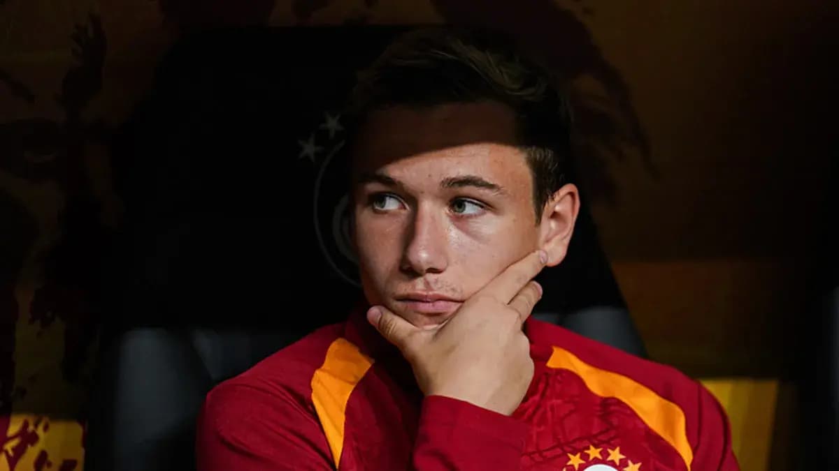 Galatasaray'da Aleksey Batrakov ilk maçına çıktı!
