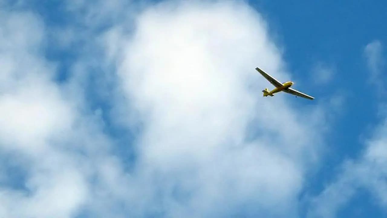 ABD'de küçük uçağın düşmesi sonucu 4 kişi hayatını kaybetti