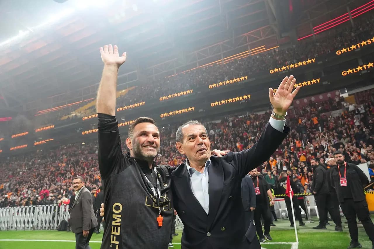 Galatasaray'da çifte Sarr operasyonu