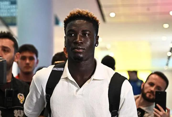 Kojo Peprah Oppong, Fenerbahçe için İstanbul’da