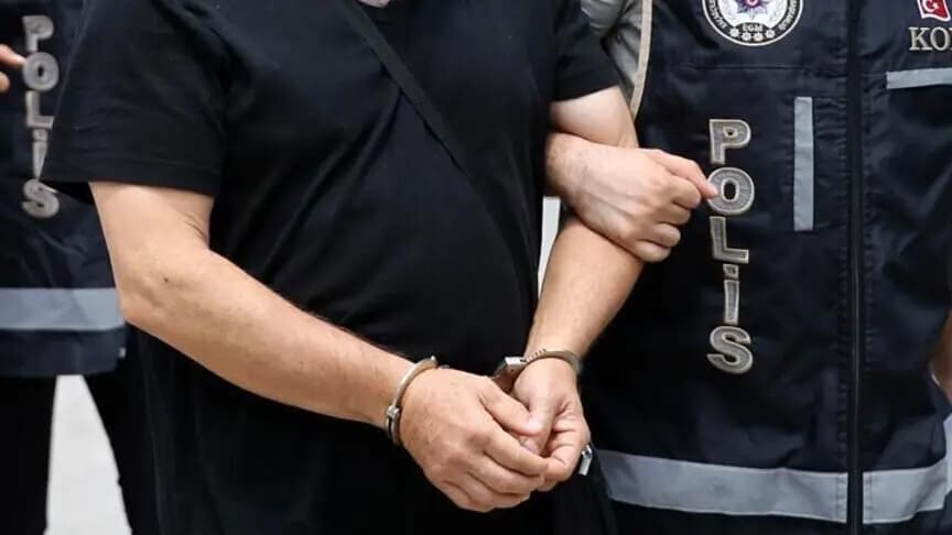 İstanbul'da yasa dışı bahis gelirlerini aklama operasyonunda 13 şüpheli gözaltına alındı