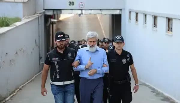 Kuytul operasyonu sonrası paylaşım yapan öğretmene soruşturma