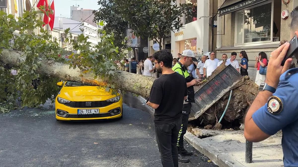 Yer: Nişantaşı! Ortalık savaş alanına döndü: Cadde trafiğe kapandı!
