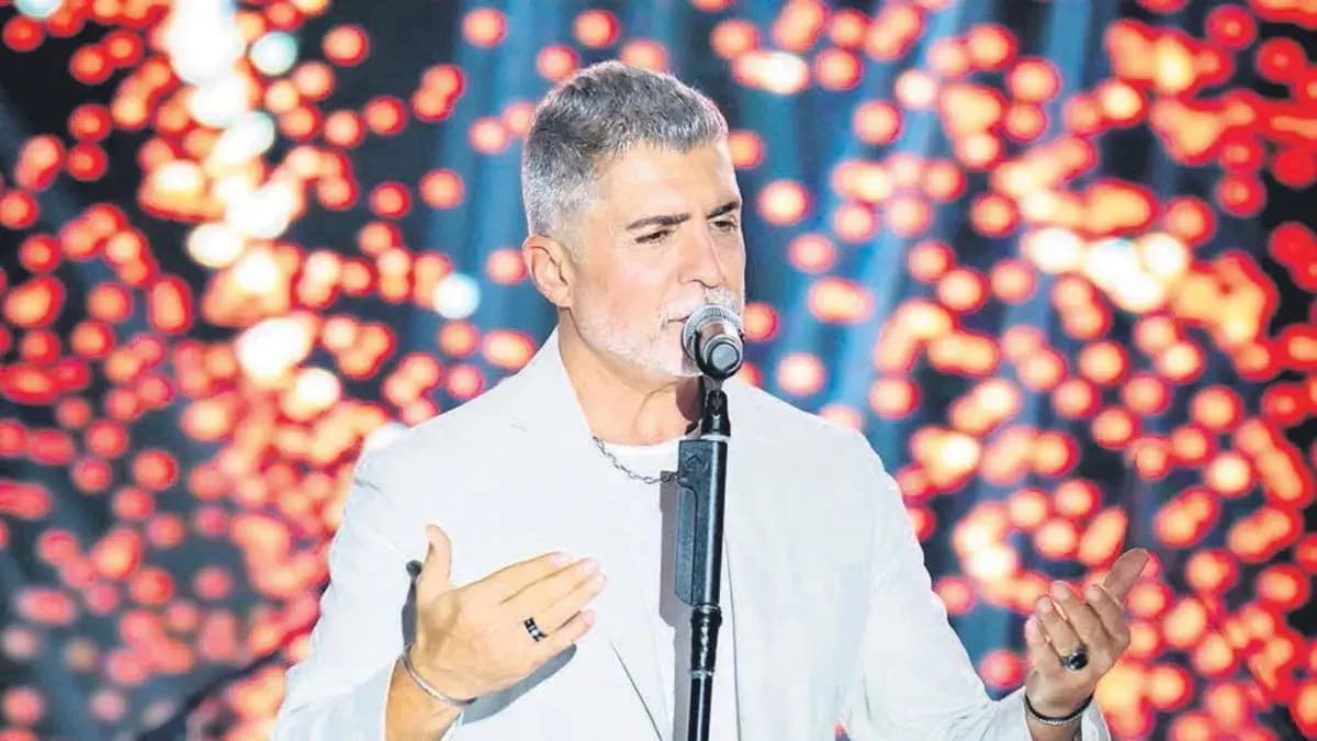 Özcan Deniz erkek hayranlarına takıldı: 'Eğlenmek sağlığa yatırımdır'
