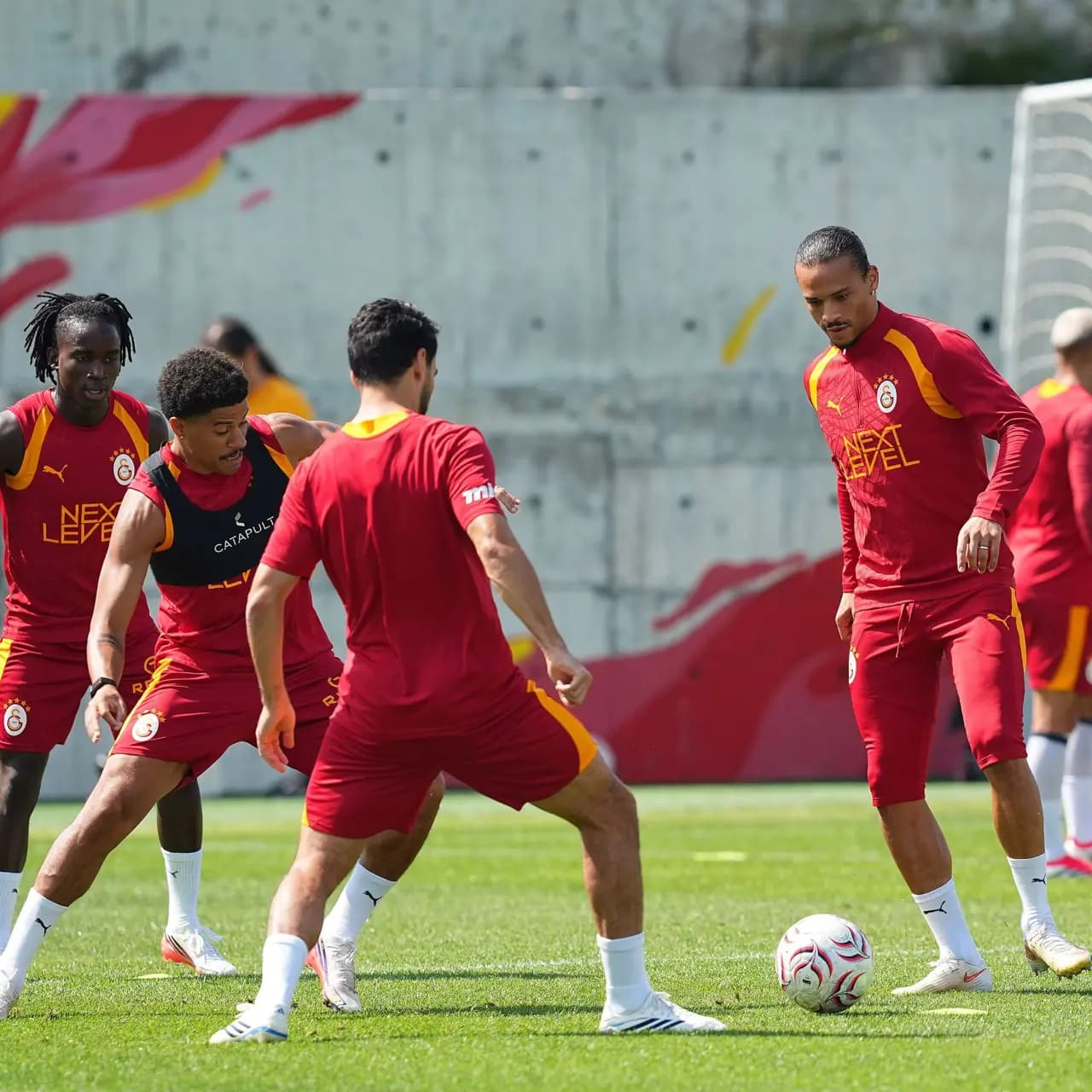Galatasaray, Göztepe hazırlıklarını sürdürdü