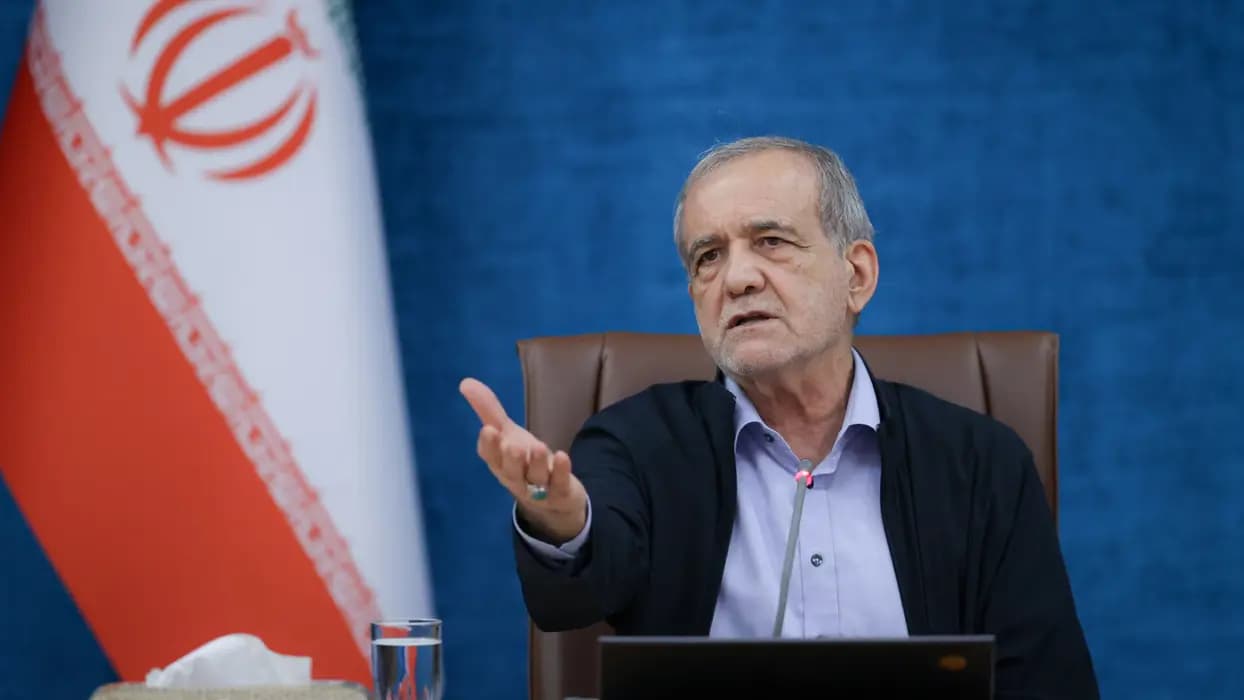 Trump'ın "en korkunç yaptırım" tehdidi İran'ı ayağa kaldırdı! Pezeşkiyan'dan "topyekün savaş" mesajı