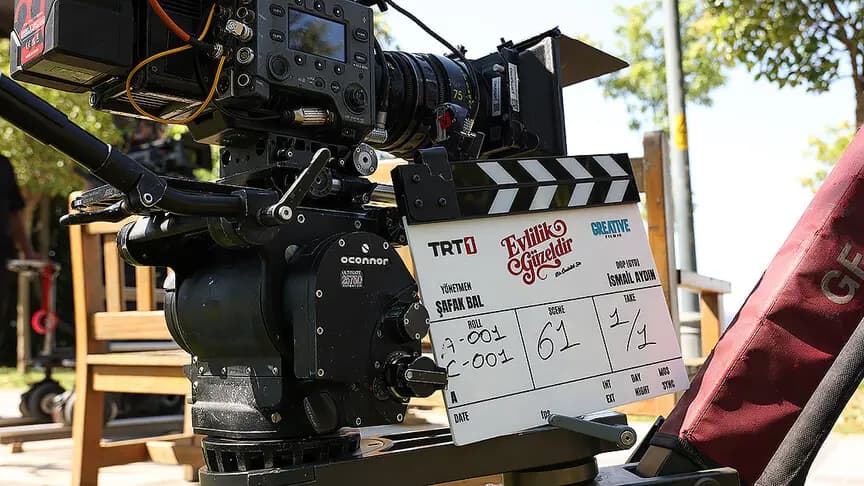 TRT 1'in yeni dizisi "Evlilik Güzeldir" 7 Eylül'de izleyiciyle buluşacak