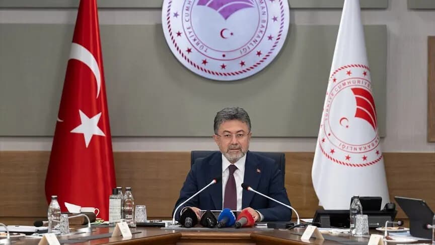 Bakan Yumaklı: Terörsüz Türkiye hedefimizle bölgemizin ekoturizm potansiyelini artıracağız