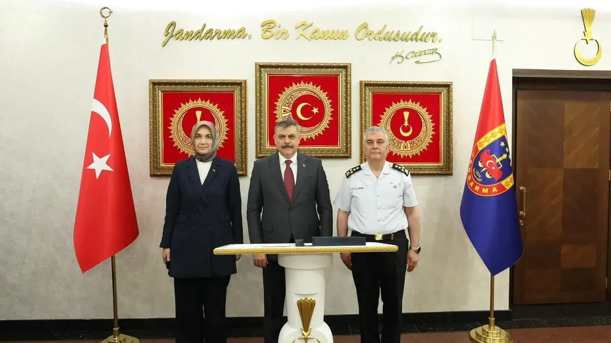 Bakan Çiftçi: “Terörü Türkiye’nin gündeminden çıkarana kadar kararlılıkla çalışacağız”