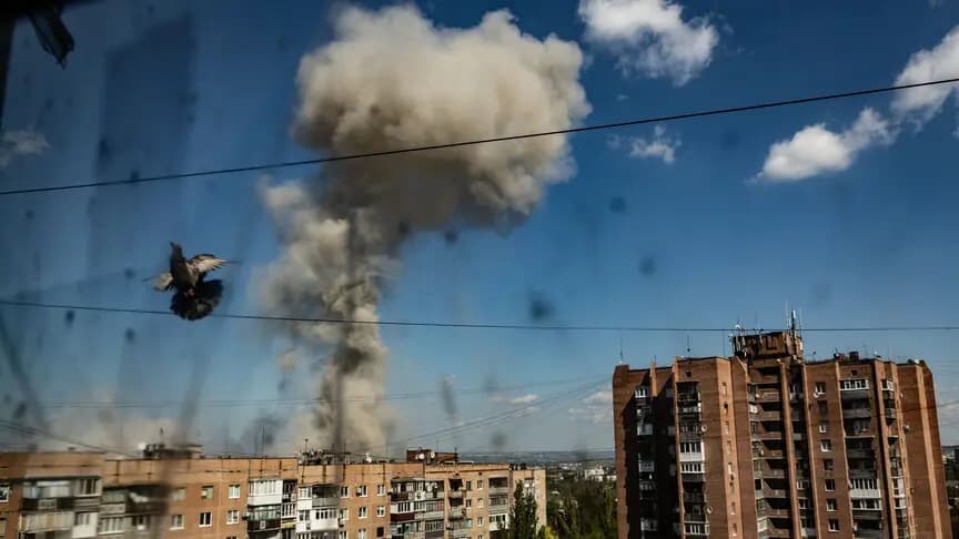 Zelenskiy, Rusya'nın AVM'ye düzenlediği saldırıda ölenlerin sayısının 14'e çıktığını açıkladı