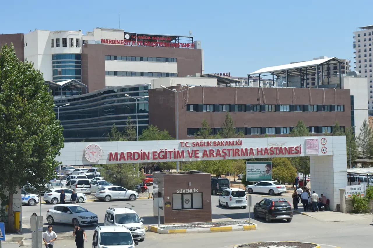 16 yaşındaki genç dedesinin evinde silahla vurulmuş halde bulundu