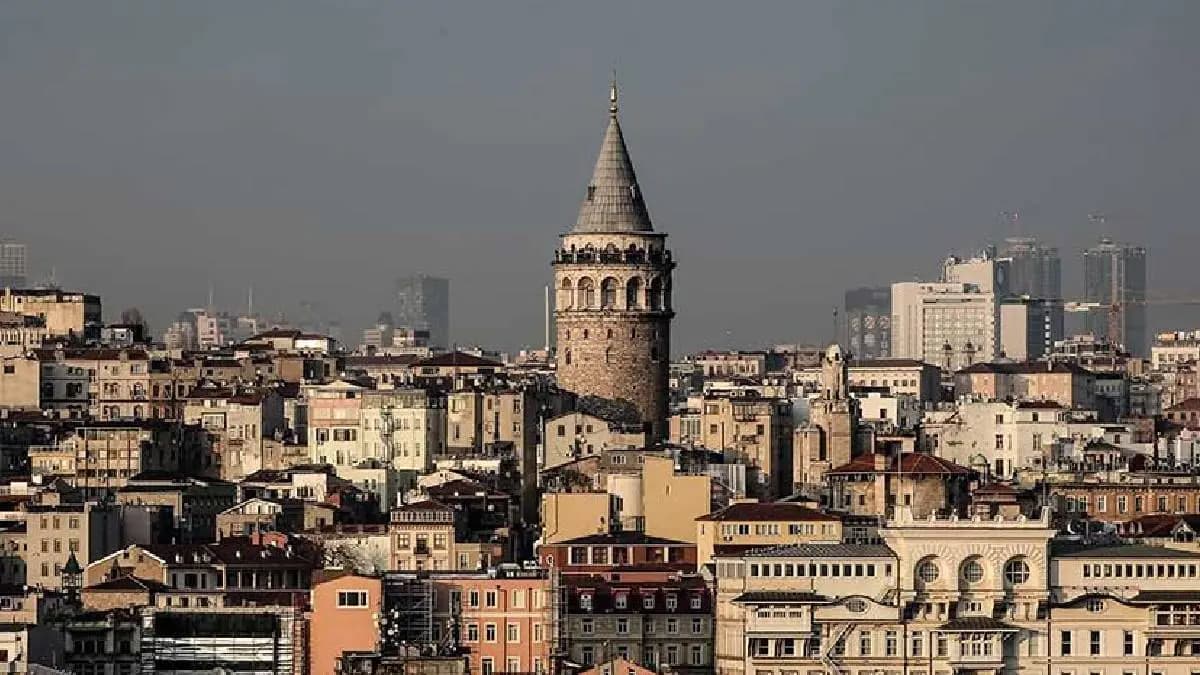 İstanbul'a serinlik müjdesi! Çifte dalga yurdu terk etti
