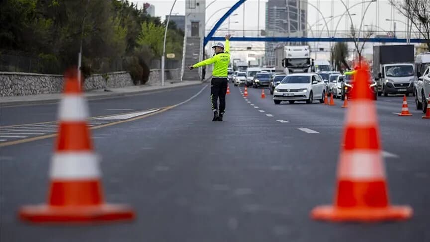 Başkentte 30 Ağustos Zafer Bayramı kutlamaları dolayısıyla bazı yollar trafiğe kapatılacak