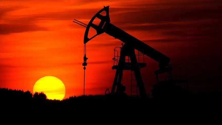 Petrol zengini ülkenin yakıt krizi bitmiyor: Kuyruklar 10 gündür erimiyor