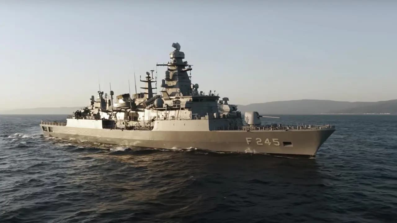 Avrupa ülkesinden savaş gemisi hamlesi... 4 fırkateyn için anlaşma imzalandı