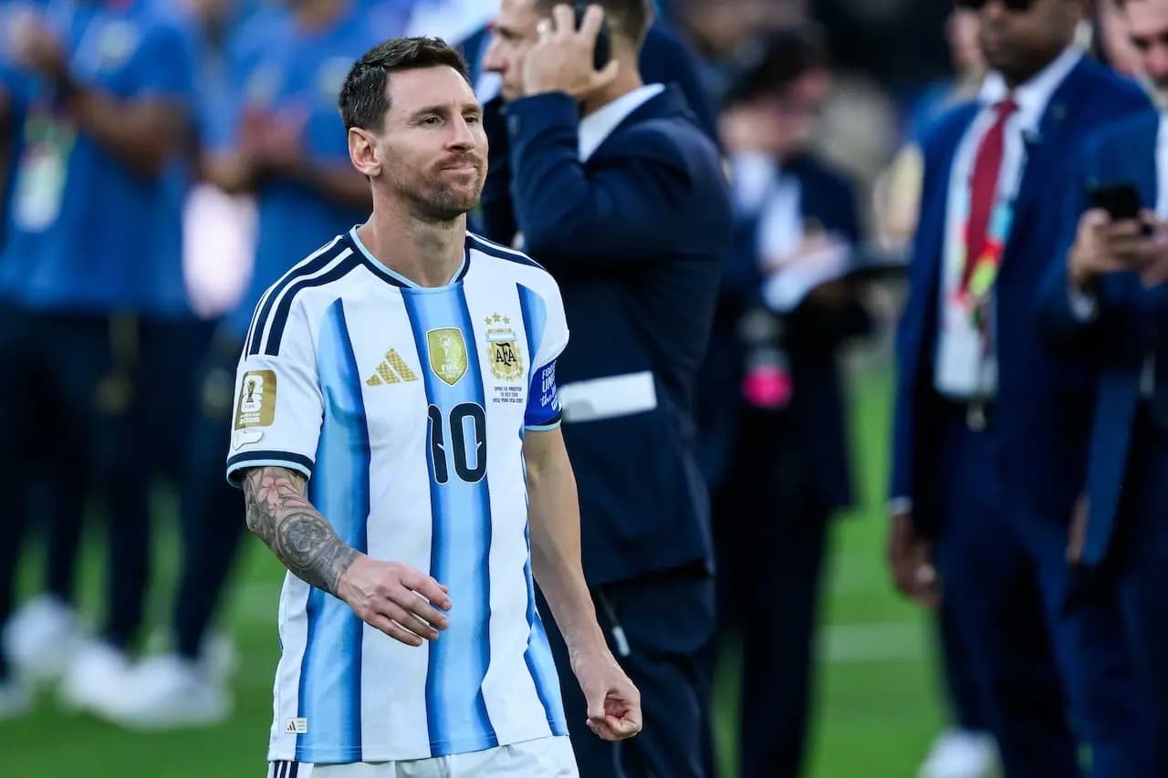Futbolda bir dönemin sonu! Messi Arjantin Milli Takımı'nı bıraktı
