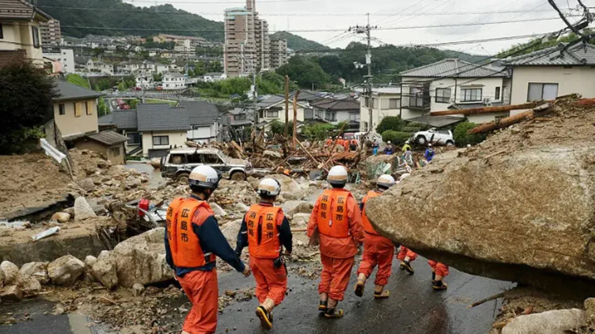 Japonya'da sel ve toprak kaymasında 394 bin 420 kişiye tahliye uyarısı