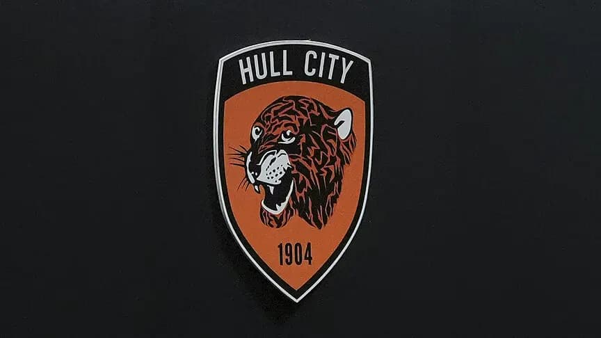 Hull City, Premier Lig'e Manchester United galibiyetiyle döndü