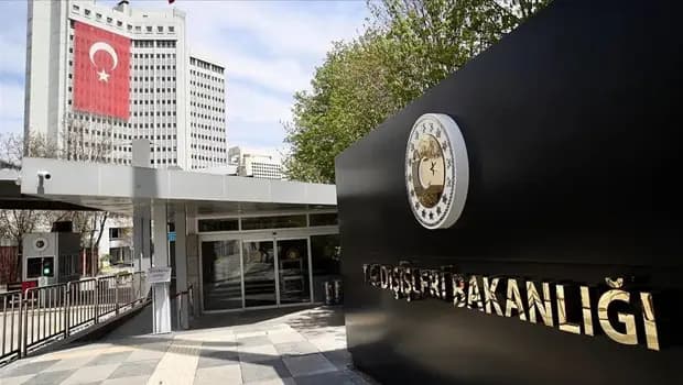 Türkiye'den İslam İşbirliği Teşkilatı Genel Sekreteri seçilen Ahmed'e tebrik