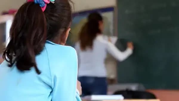 Eğitim-Sen'den MEB'in öğretmenlere yönelik kılık-kıyafet düzenlemesine tepki