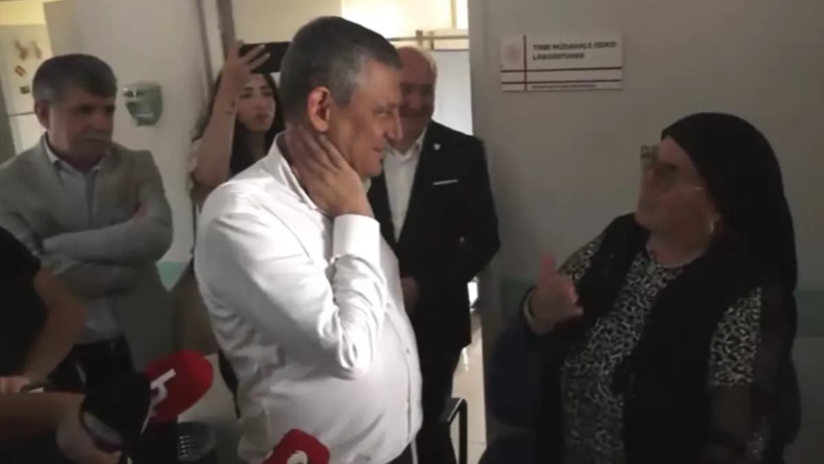 "Kılıçdaroğlu baba ne yapıyor?" sorusuna Özgür Özel'den olay yanıt