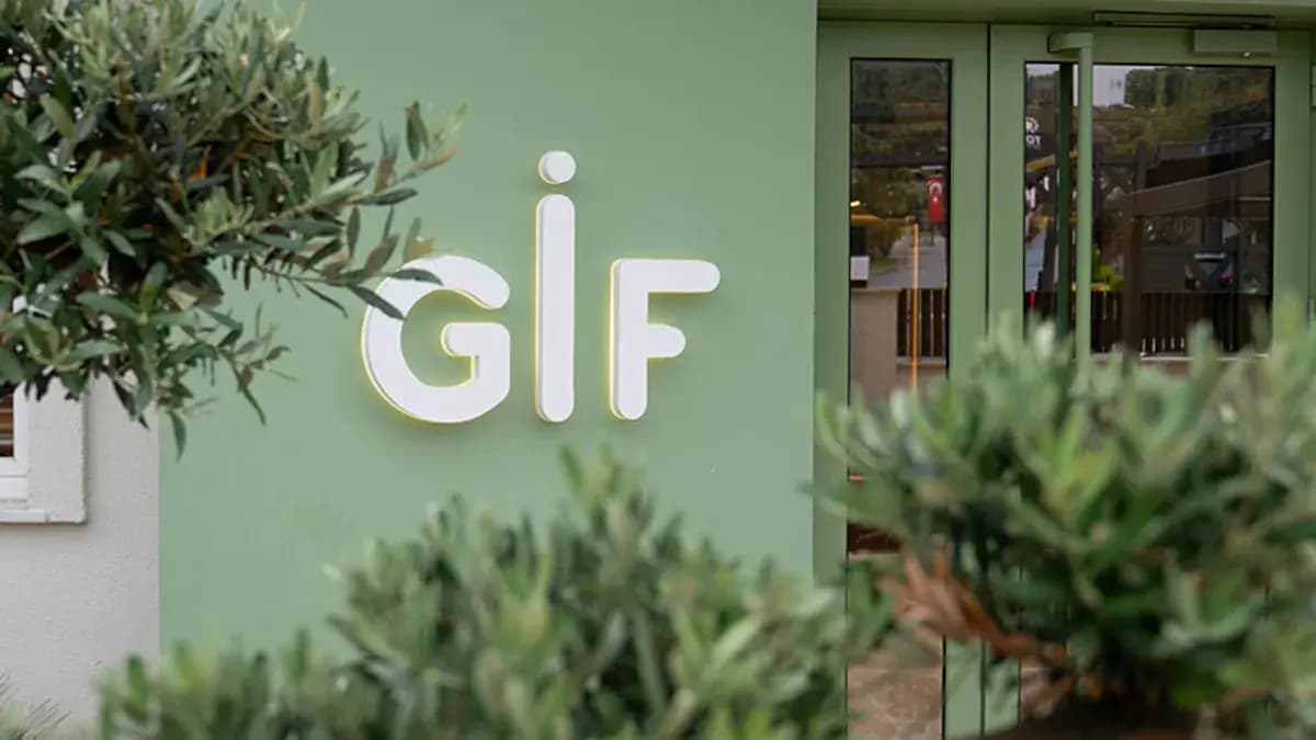TÜRGEV'in yeni GİF yerleşkesine Şule Yüksel Şenler'in adı verildi
