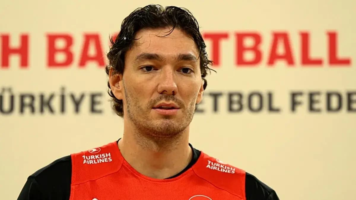 Cedi Osman: "Taraftarımızın önünde en iyi basketbolumuzu oynamak istiyoruz"