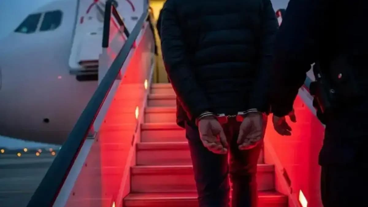 Kırmızı bülten ve ulusal seviyede aranıyorlardı! 60 suçlu Türkiye'ye getirildi