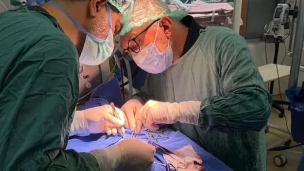 610 gram doğan Rüzgar bebeğe, yatak başında kalp ameliyatı