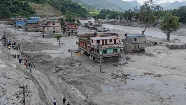 Nepal'de 3. gün! Baraj patladı: Halka 'yükseklere kaçın' uyarısı