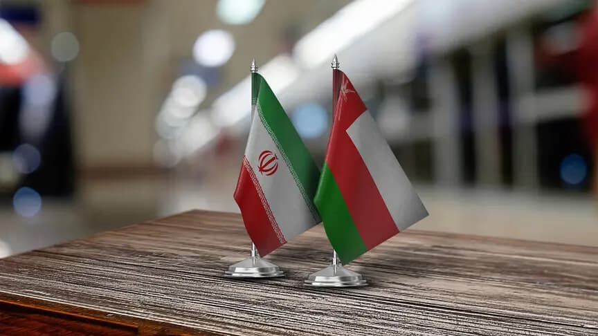 Umman ile İran, Hürmüz Boğazı'nda geçici koridoru oluşturmaya yönelik aşamalı çerçeve önerisini görüşüyor