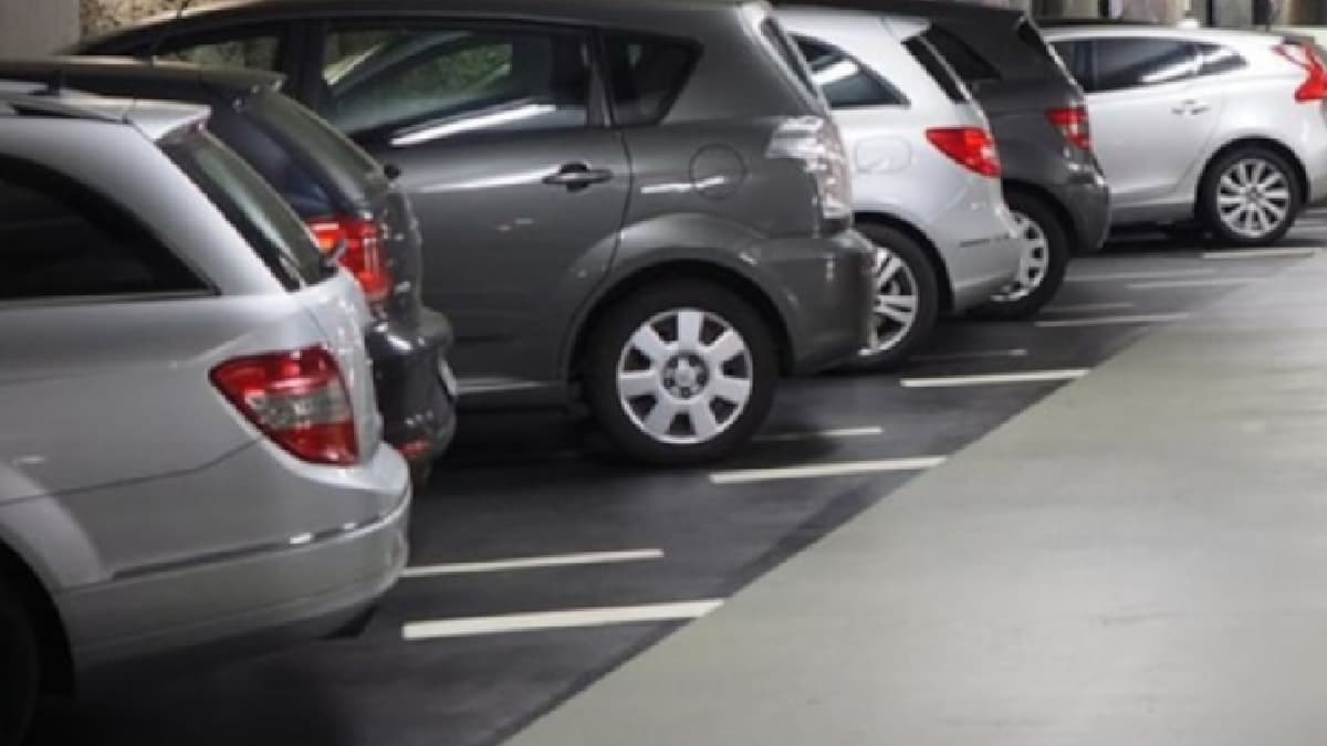 Otoparklarda kurallara uymayanların araçları böyle bağlanıyor