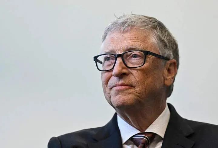 Bill Gates Pekin’in kapısını çalacak