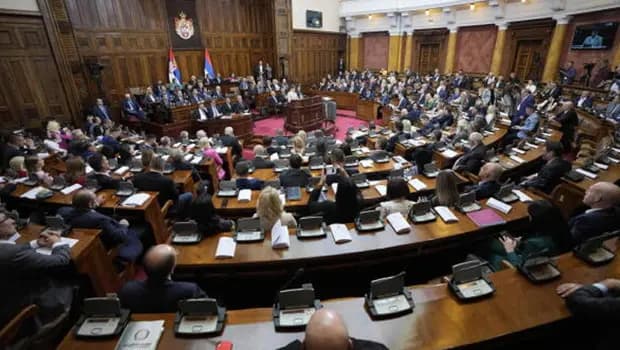 Sırbistan'da erken seçim kararı