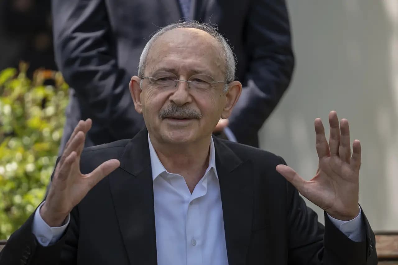 Kılıçdaroğlu’ndan SDG’nin feshi sonrası dikkat çeken çağrı... Türkçe, Kürtçe ve Arapça paylaşım yaptı