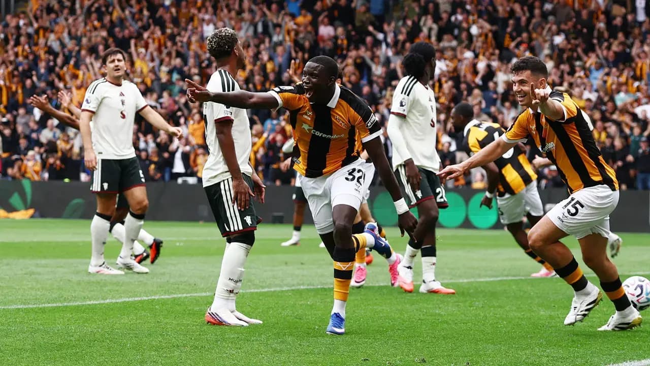 Hull City'den Premier Lig'e olağanüstü başlangıç: Manchester United'a şans tanımadı