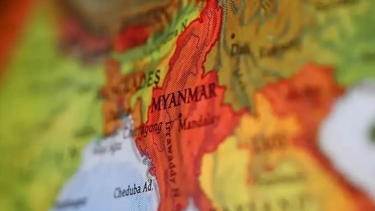 Myanmar'da manastıra saldırı: 14 ölü 20 yaralı