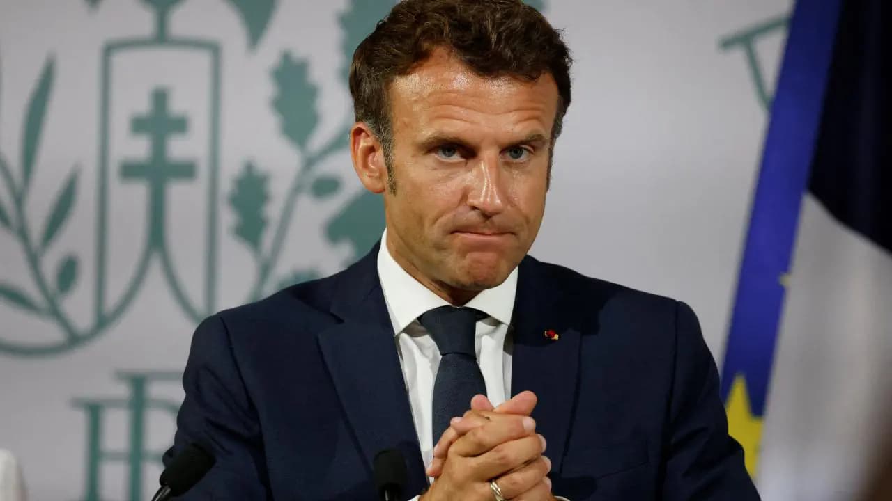 Macron'dan fesih kararı açıklaması: Suriye'deki gelişmelerden memnunuz
