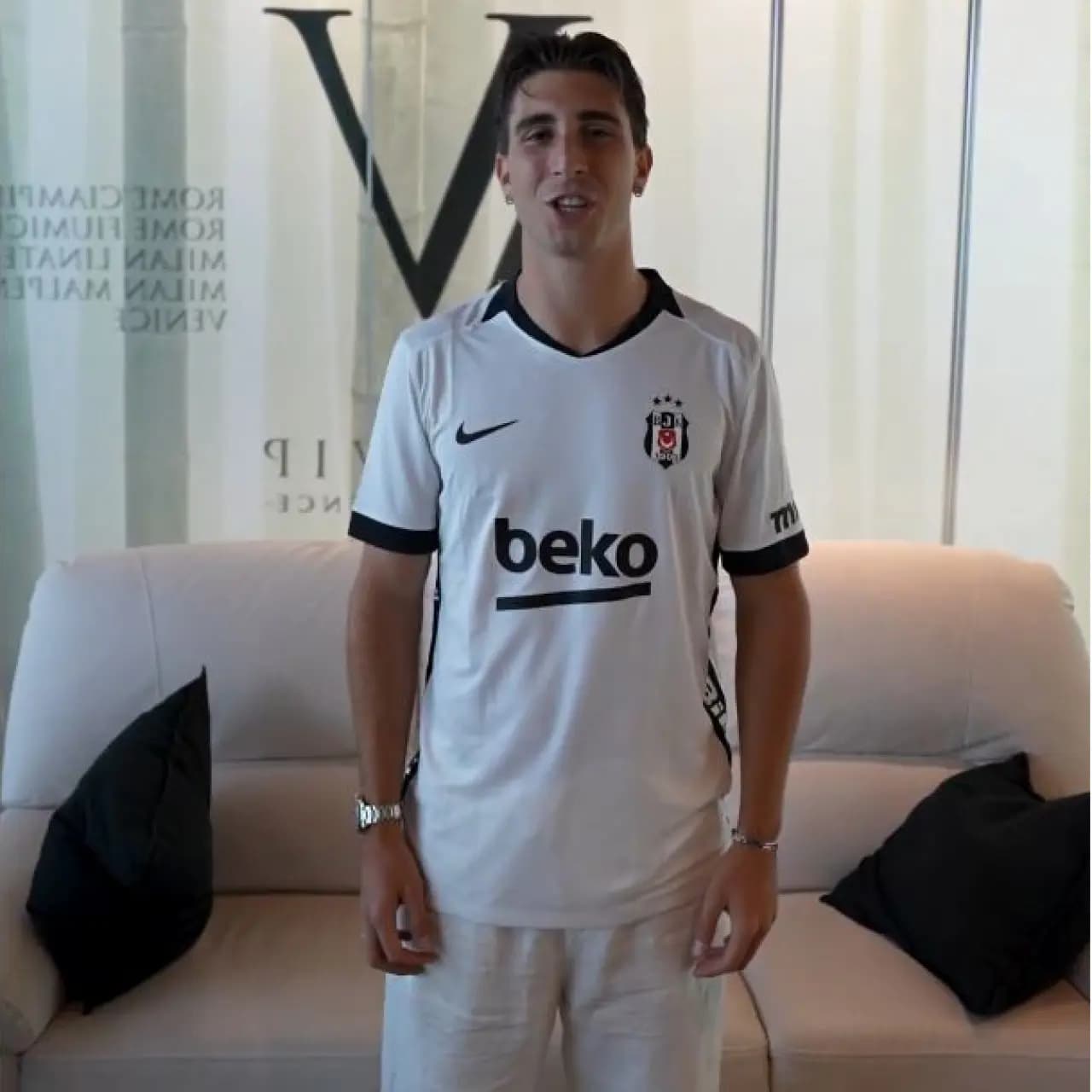 Miretti, Beşiktaş için İstanbul'da!