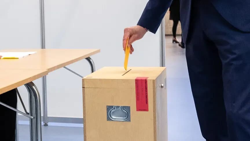 İzlanda, değişen güvenlik dengeleri ekseninde Avrupa Birliği için yarın referanduma gidiyor