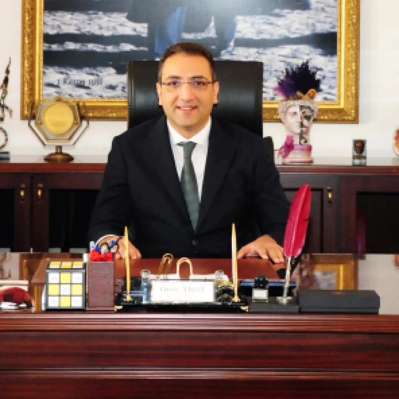 Balçova Belediye Başkanı görevine iade edildi
