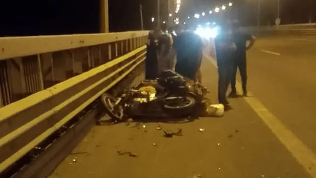Bolu Dağı geçişinde feci kaza: Kamyona arkadan çarpan motosikletli öldü