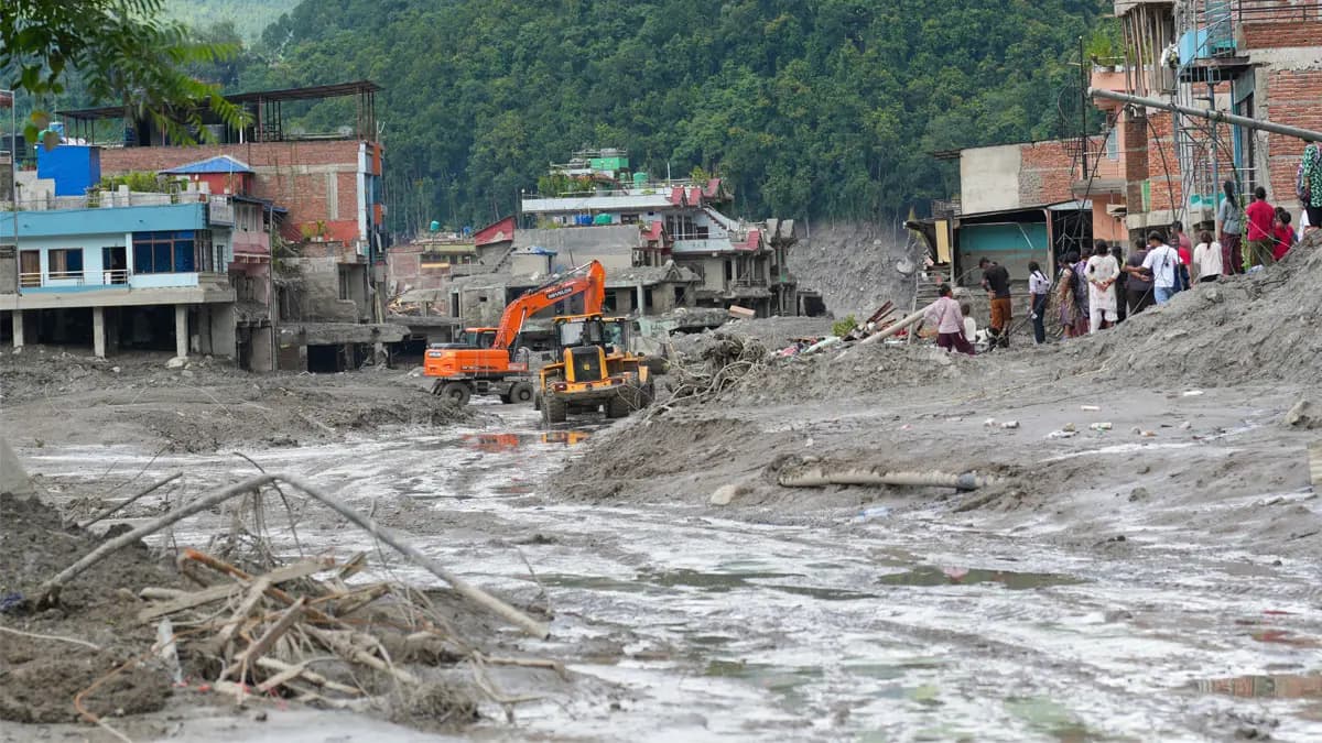 Nepal'de felaket büyüyor! Hayatını kaybedenlerin sayısı arttı