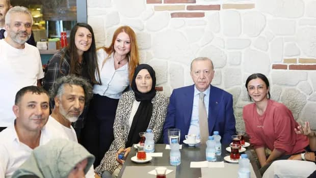 Erdoğan’dan esnaf ziyareti