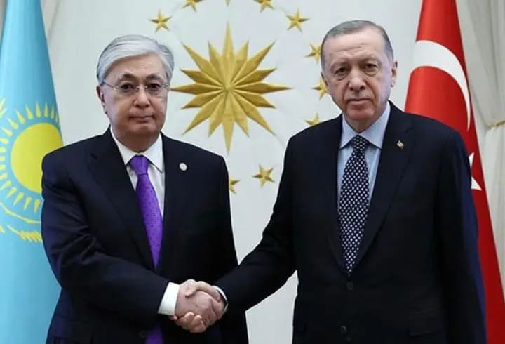 Cumhurbaşkanı Erdoğan, Kazakistan Cumhurbaşkanı Tokayev ile görüştü
