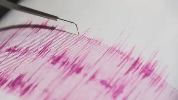 Japonya’da 5.9 büyüklüğünde deprem: 2 kişi yaralandı